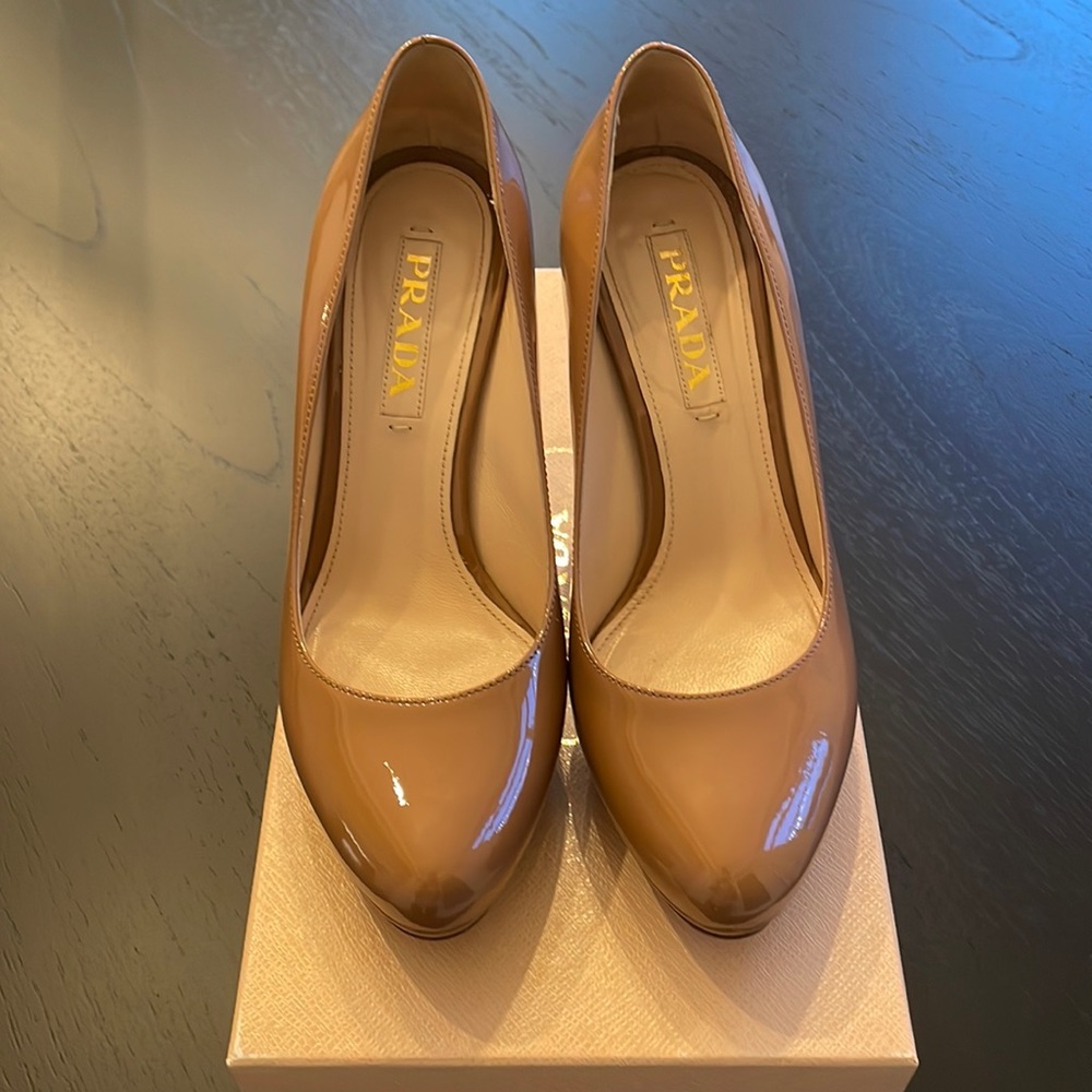 COPY - Prada Patent leather Nude Pumps